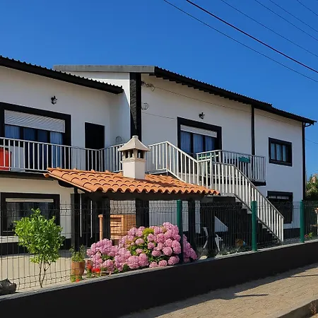 Freedom Surf House * Serra d'El-Rei